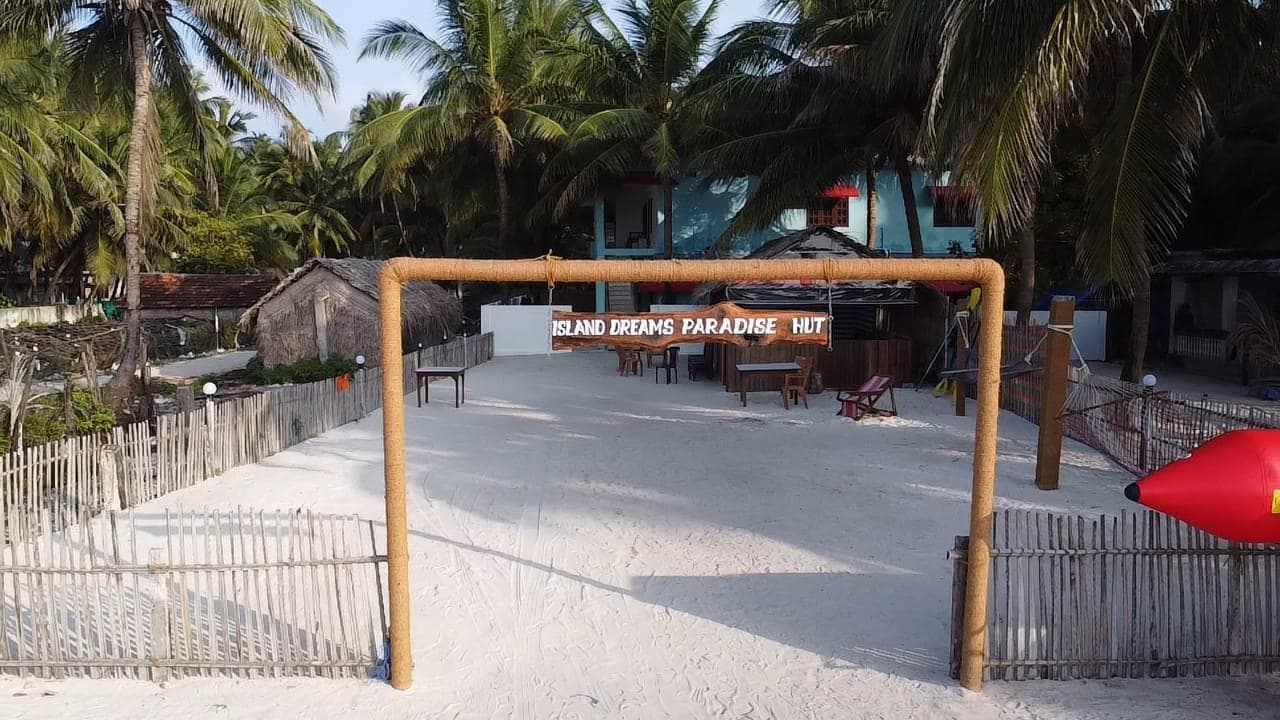 Island Paradise Dreams